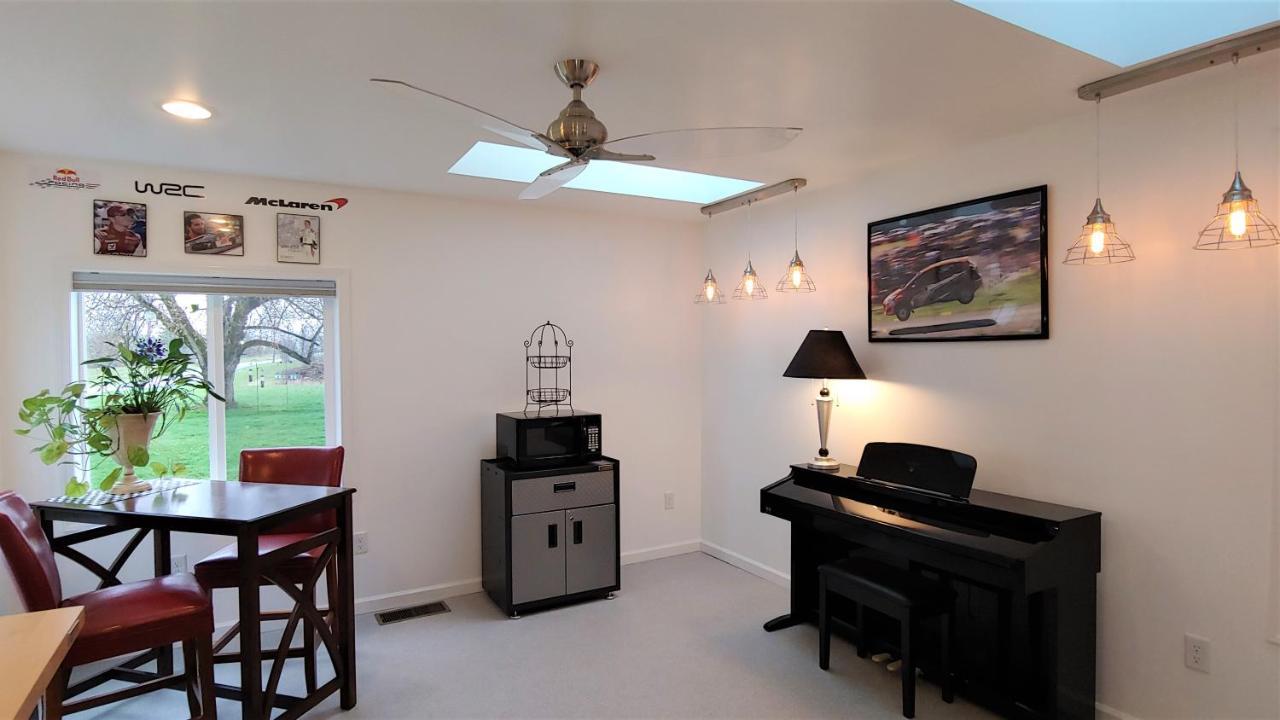واتكينس غلين Apex Inn Bed And Breakfast المظهر الخارجي الصورة